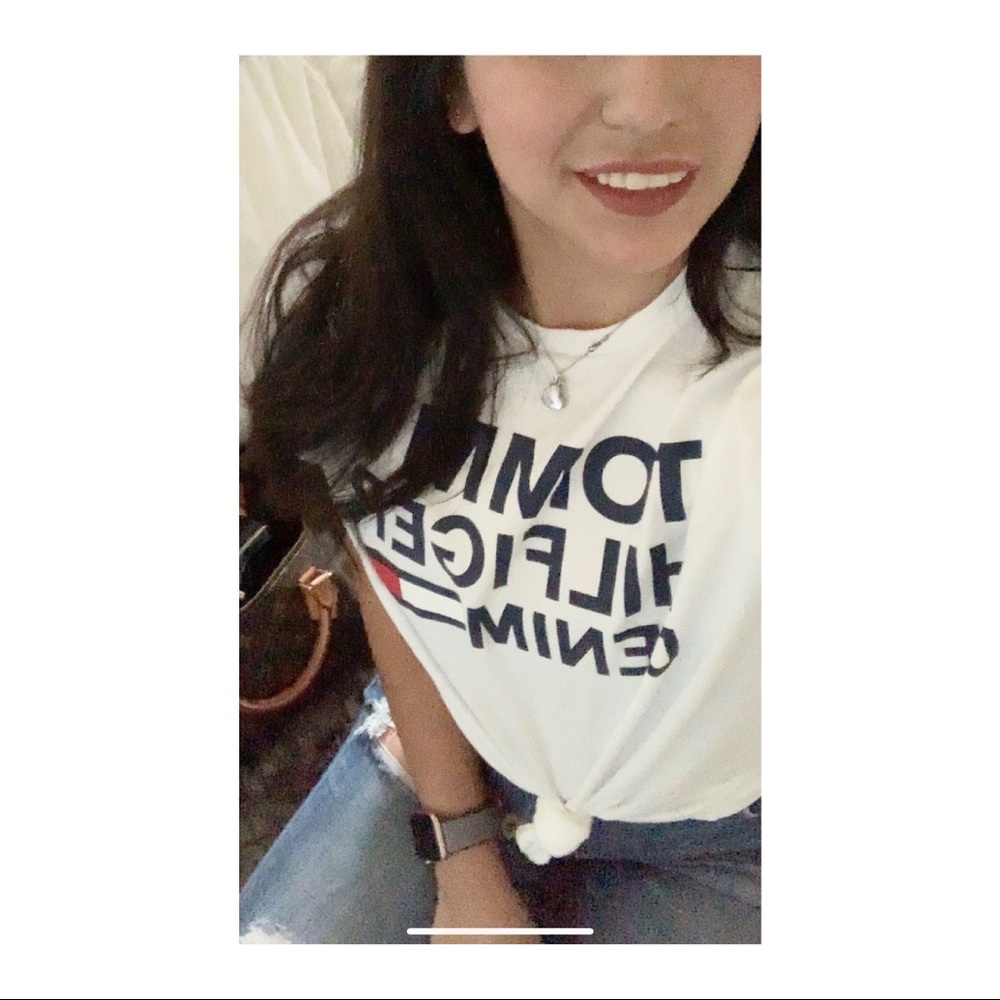 Tommy Hilfiger small t shirt